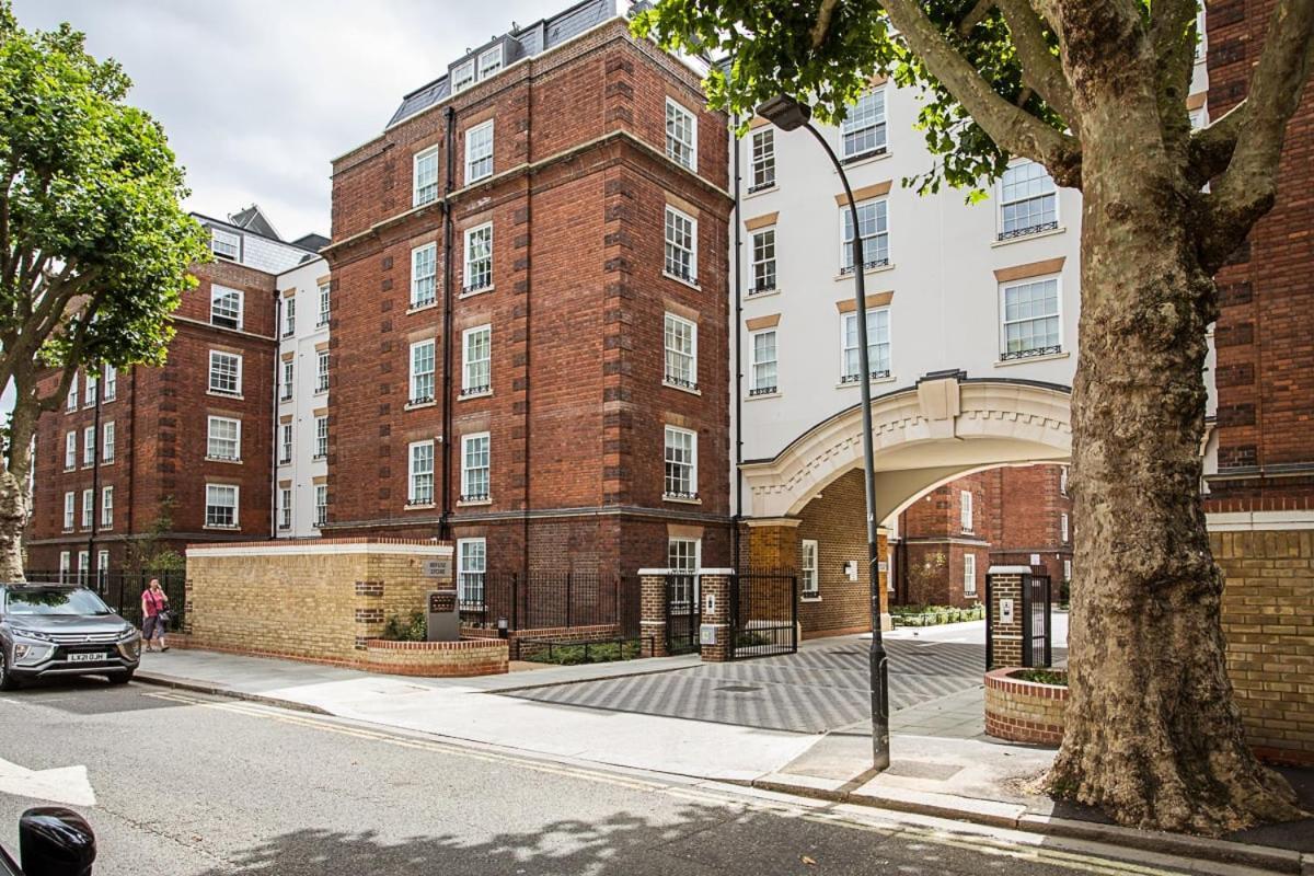 Modern And Stylish Apartment In West Kensington ロンドン エクステリア 写真